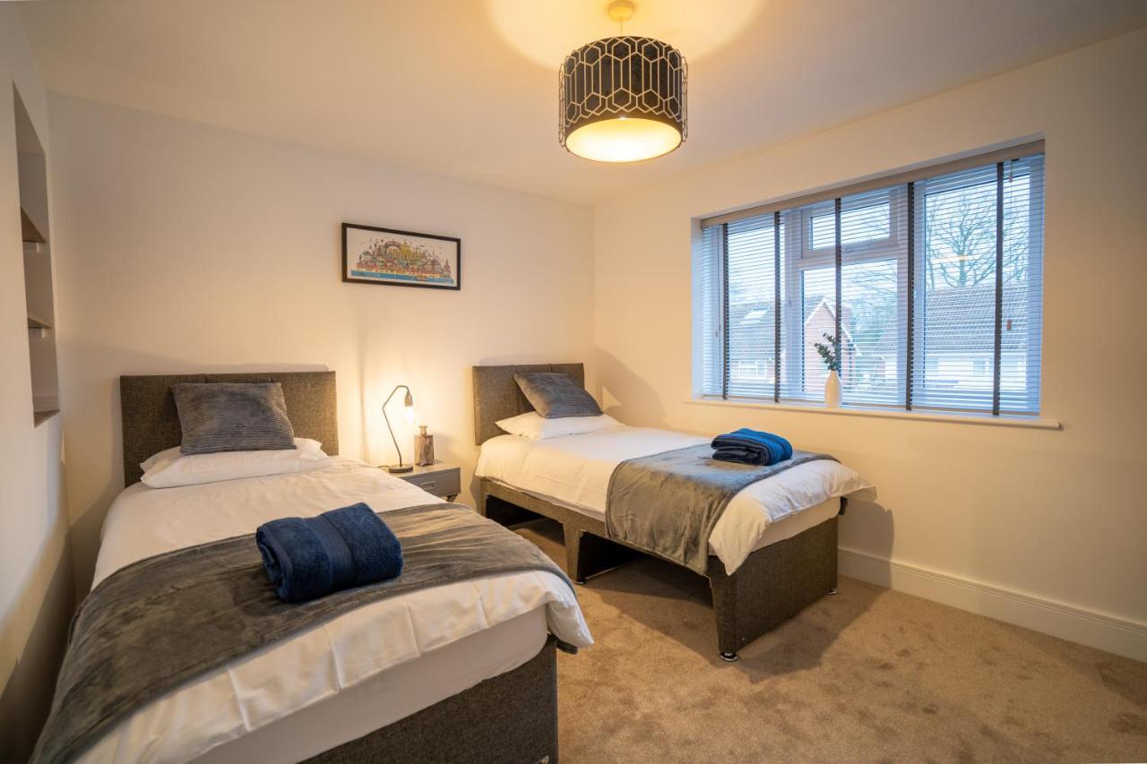 Mill Road Apartment First Floor Κρόουλι Εξωτερικό φωτογραφία